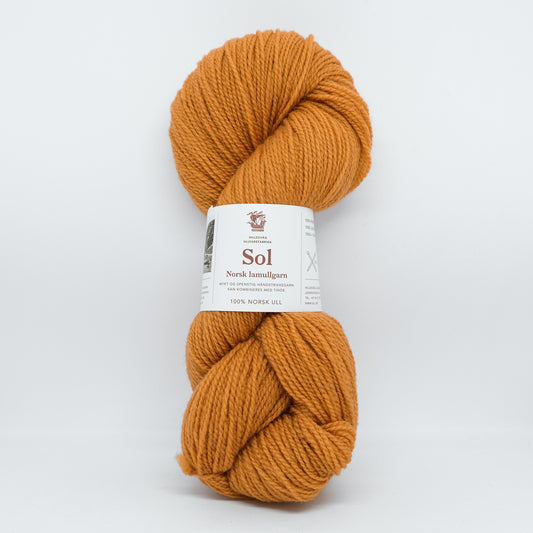 445 Lys Rustoransje Sol Lamullgarn Hillesvåg