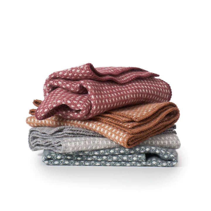 Knut Babypledd Rød Klippan Yllefabrik