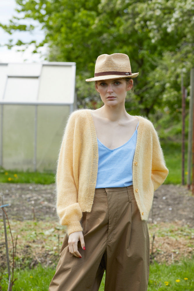 387 Plum Dame Rauma Hefte