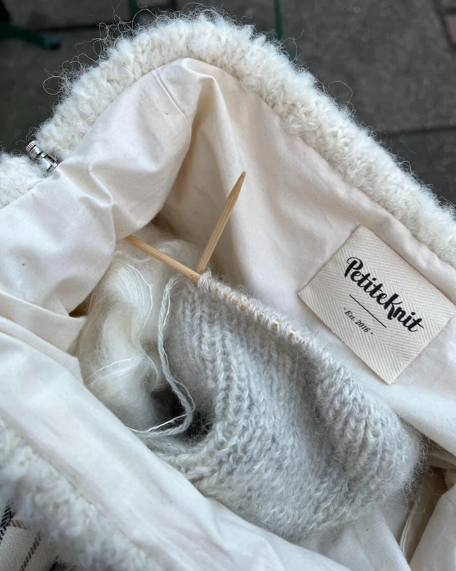 Teddy Clutch PetiteKnit