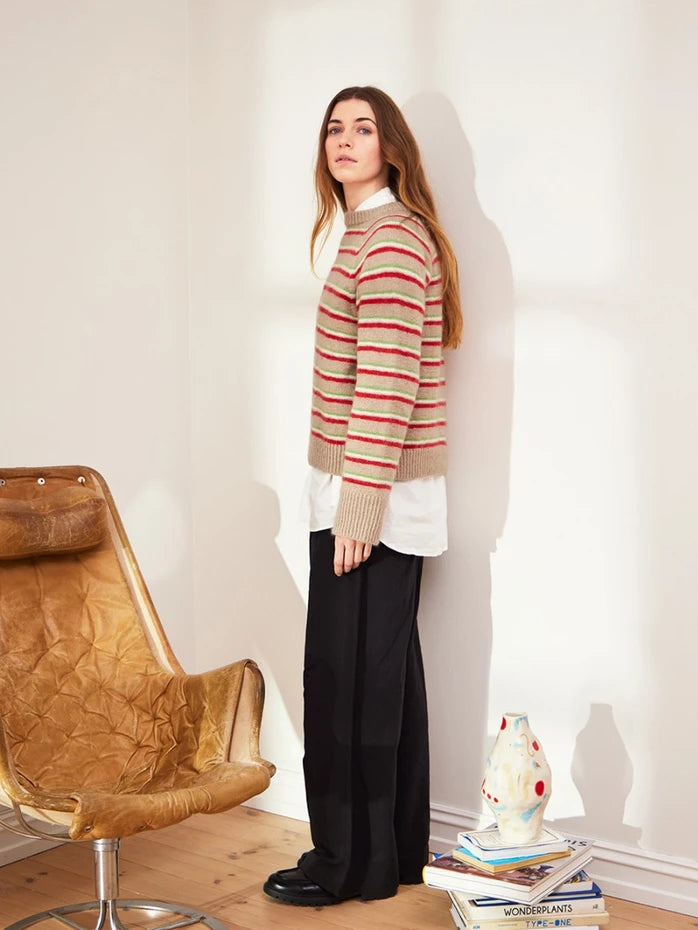 2403-12 North Sweater Papir Enkeltoppskrift Sandnes Garn